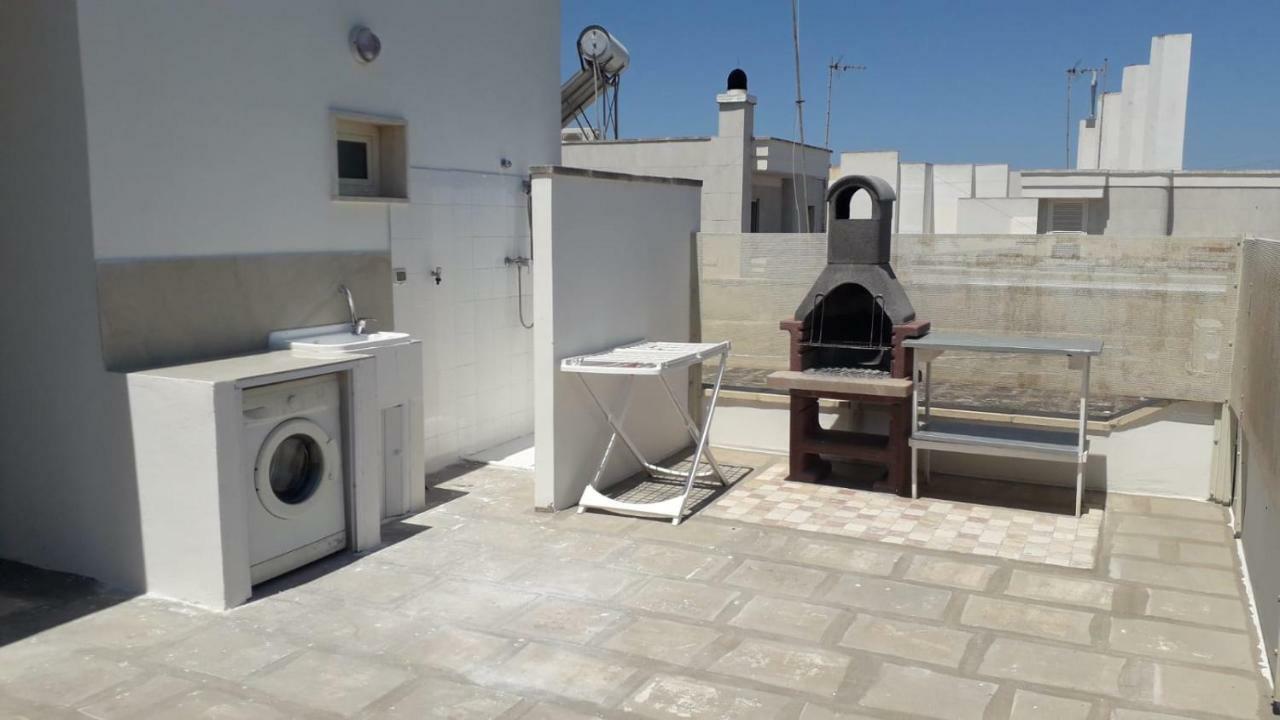 Attico A 150 Mt Dal Mare Villa มารีนา ดี มันกาแวร์ซา ภายนอก รูปภาพ